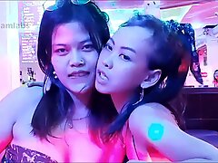 Thai Pattaya Bargirls French Kissing (October 10 2020, Pattaya)